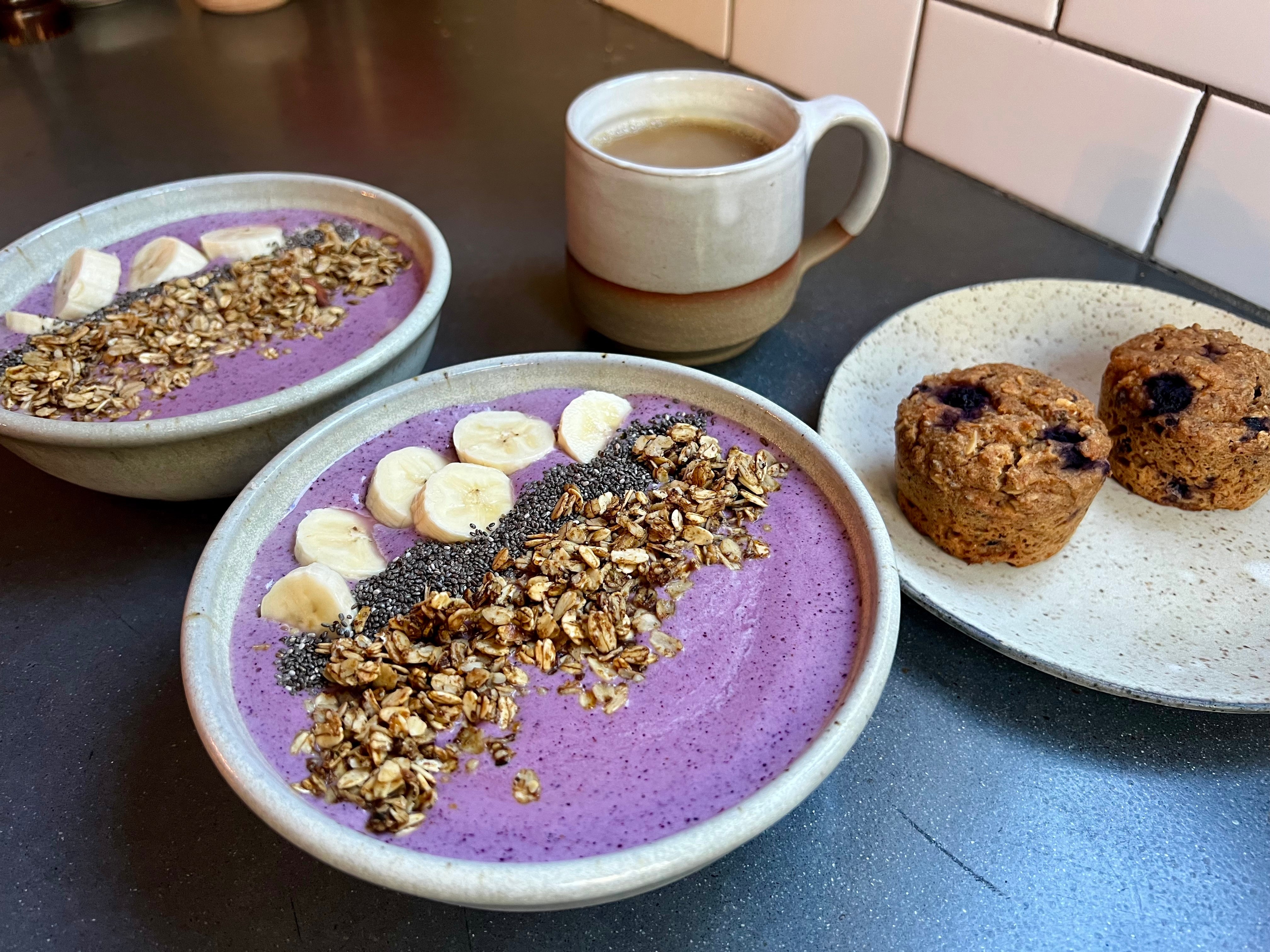 Blueberry-Greek_Yogurt_Smoothie_Bowl_Horizontal.jpg