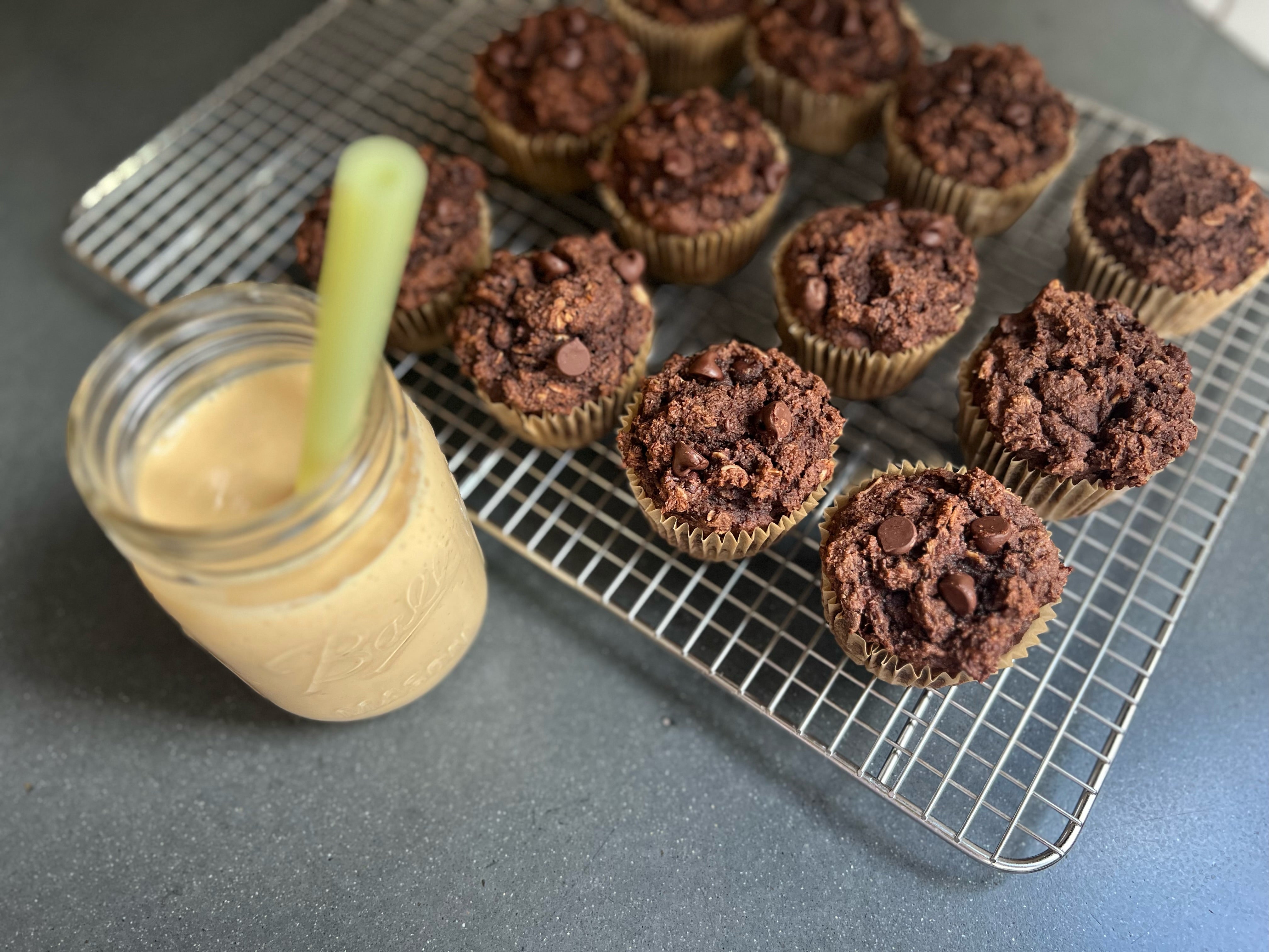 Run_Fast_Eat_Slow_Superhero_Muffins_Simple_Tropical_Smoothie_Recipe_Horizontal.jpg